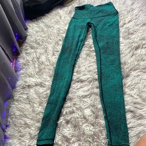 Green Lululemon leggings